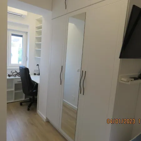 アパート Peacock スプリト