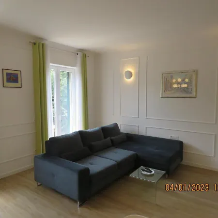 Apartament Peacock *